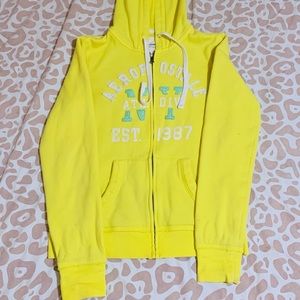 Hoodie for Woman. Aeropostal brand. Size M yellow